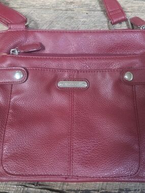 Rosetti Red Faux Leather Crossover Shoulder Bag with Front Zip Pocket Bin S
